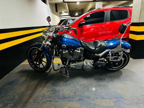 HARLEY-DAVIDSON SOFTAIL BREAKOUT HARLEY-DAVIDSON SOFTAIL BREAKOUT